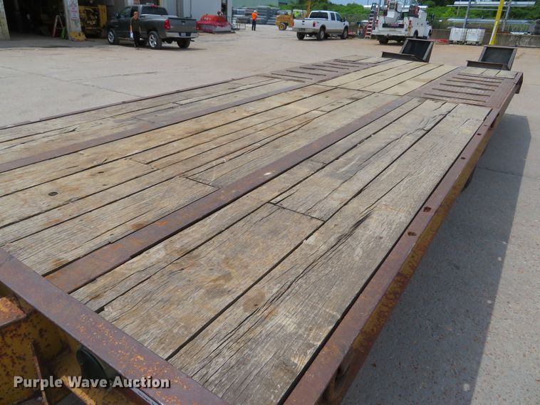 image for item DE8254 1996 Dynaweld equipment trailer