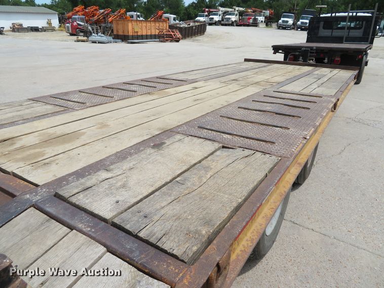 image for item DE8254 1996 Dynaweld equipment trailer