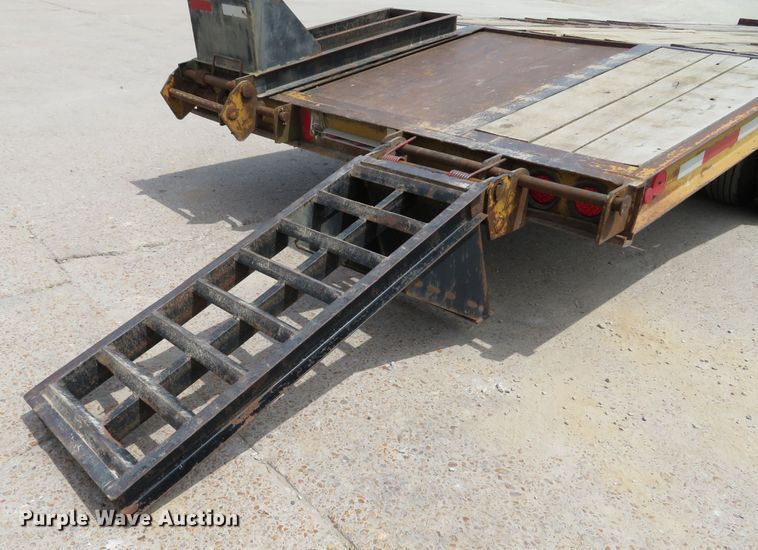 image for item DE8254 1996 Dynaweld equipment trailer