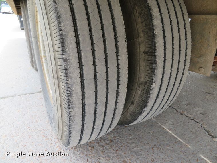 image for item DE8254 1996 Dynaweld equipment trailer