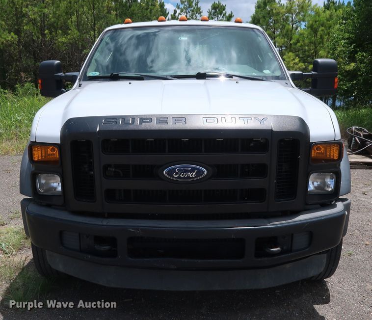 image for item DG4081 2008 Ford F550 Super Duty XL Crew Cab flatbed truck