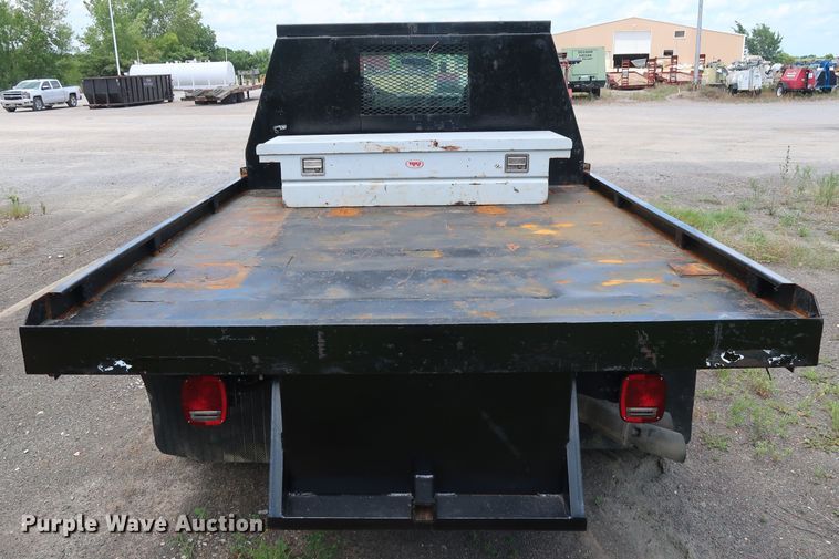 image for item DG4081 2008 Ford F550 Super Duty XL Crew Cab flatbed truck