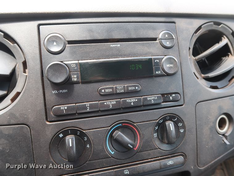 image for item DG4081 2008 Ford F550 Super Duty XL Crew Cab flatbed truck