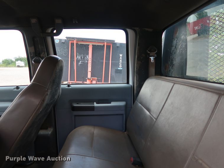 image for item DG4081 2008 Ford F550 Super Duty XL Crew Cab flatbed truck