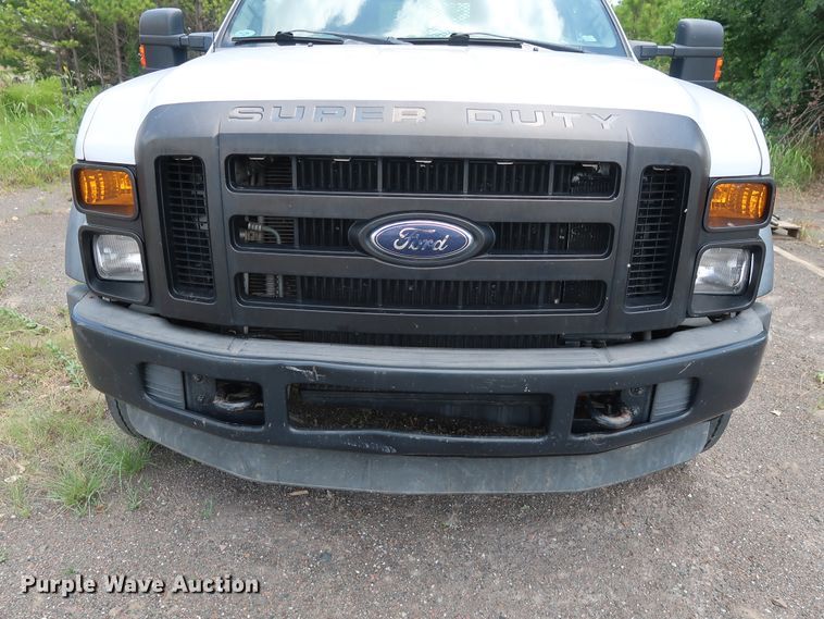 image for item DG4081 2008 Ford F550 Super Duty XL Crew Cab flatbed truck