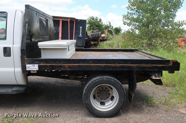 image for item DG4081 2008 Ford F550 Super Duty XL Crew Cab flatbed truck