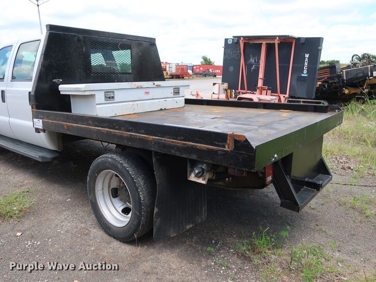 image for item DG4081 2008 Ford F550 Super Duty XL Crew Cab flatbed truck