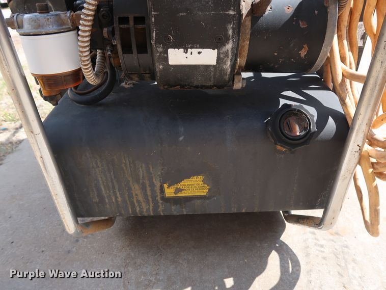 image for item DG4087 Landa PHW4-2000 pressure washer