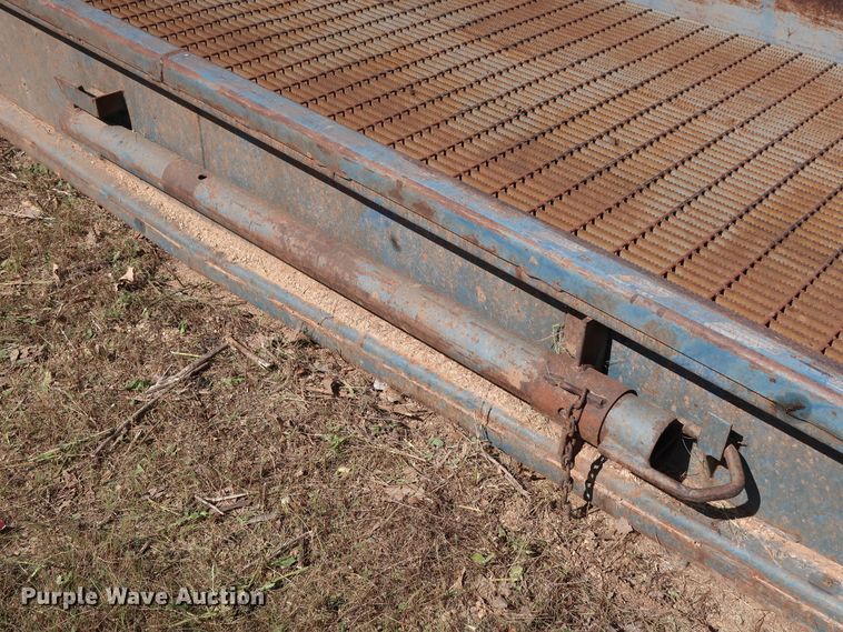 image for item DG4093 Bluff Manufacturing loading dock/yard ramp