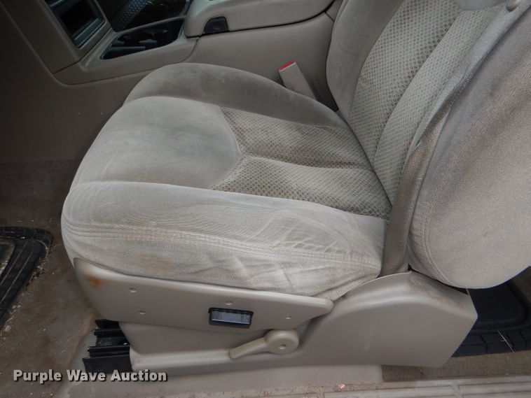 image for item DG4862 2005 Chevrolet Silverado 1500 Ext. Cab pickup truck