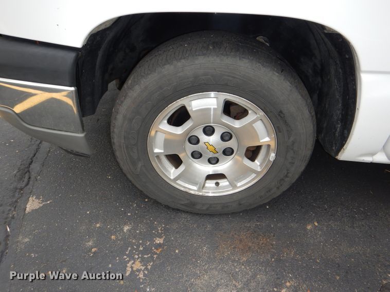 image for item DG4862 2005 Chevrolet Silverado 1500 Ext. Cab pickup truck