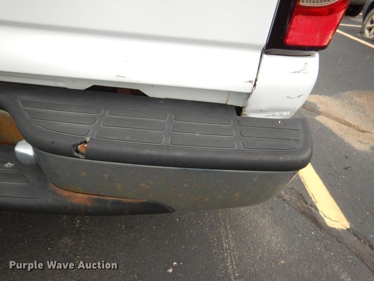 image for item DG4862 2005 Chevrolet Silverado 1500 Ext. Cab pickup truck