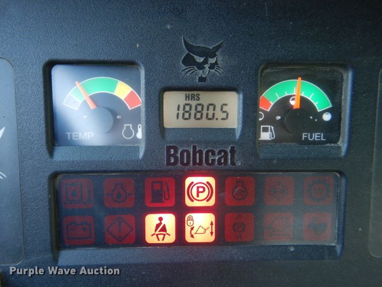 image for item DG4869 2005 Bobcat Toolcat 5600 utility vehicle