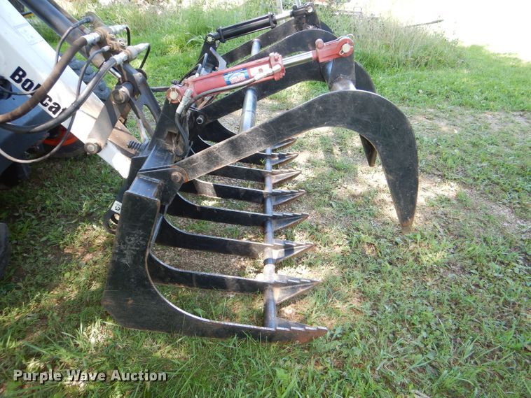 image for item DG4869 2005 Bobcat Toolcat 5600 utility vehicle