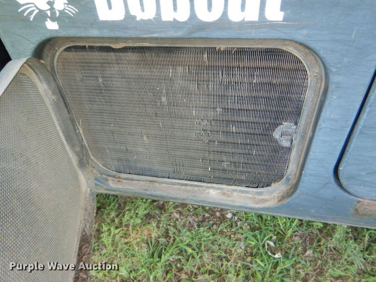image for item DG4869 2005 Bobcat Toolcat 5600 utility vehicle