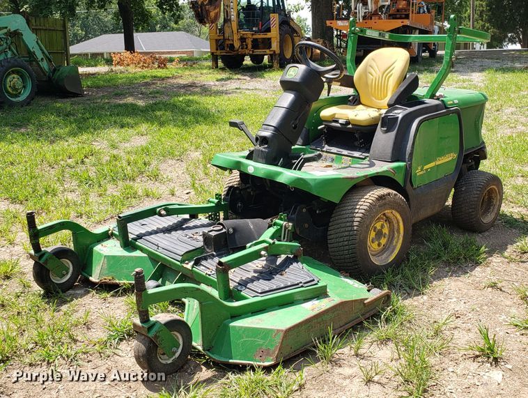 image for item DH4572 John Deere 1445 Series II lawn mower