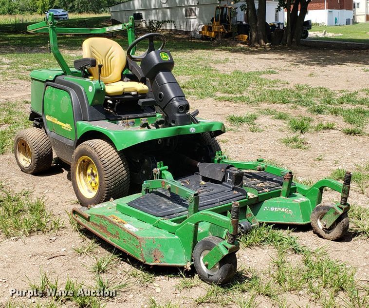 image for item DH4572 John Deere 1445 Series II lawn mower
