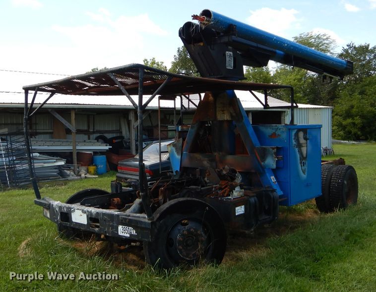 image for item DH6072 Bucket truck frame