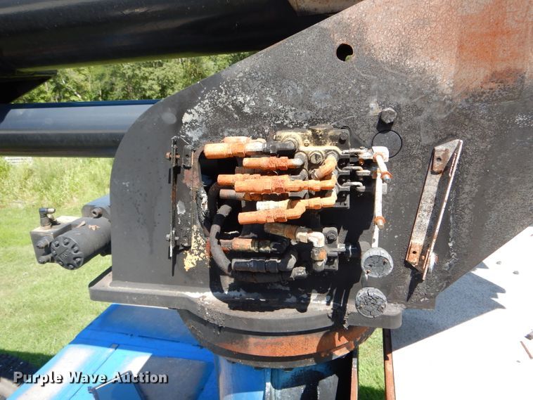 image for item DH6072 Bucket truck frame