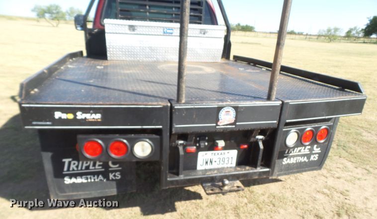 image for item DI0751 2005 Ford F350 Super Duty Crew Cab bale bed pickup truck