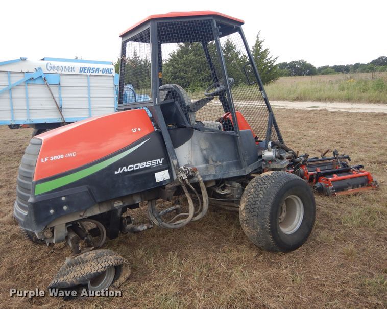 image for item DI1753 2006 Jacobsen LF3800 lawn mower
