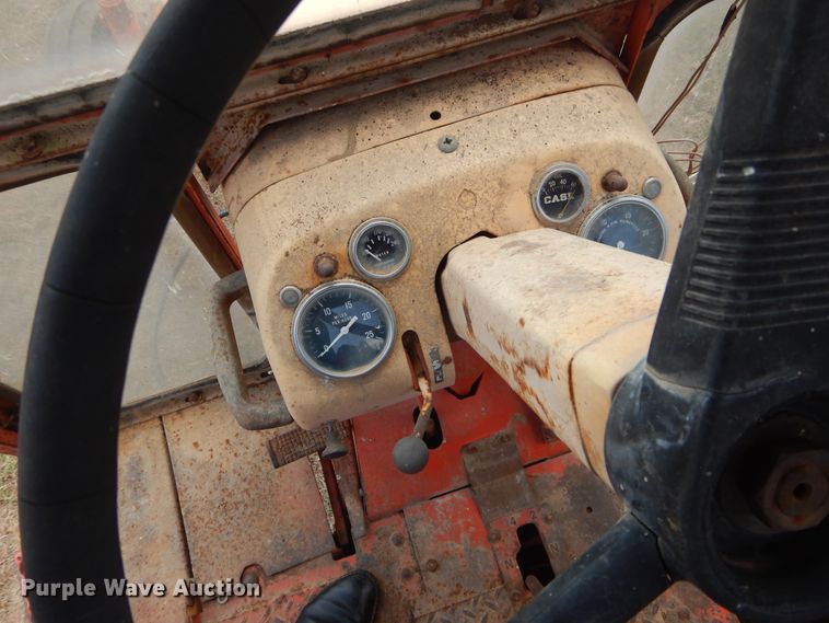 image for item DI1758 Case 941 tractor