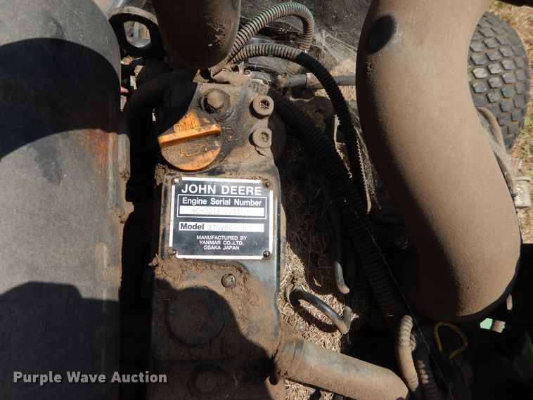 image for item DI1760 John Deere 3225C gang mower