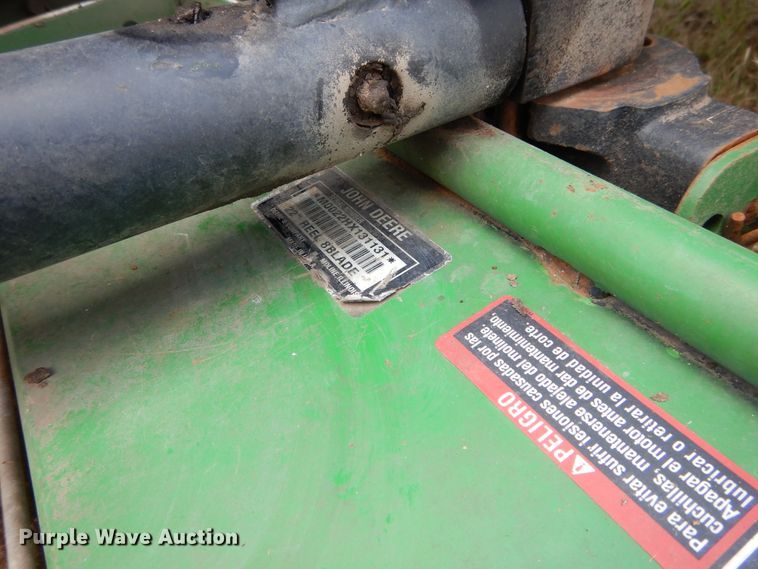 image for item DI1760 John Deere 3225C gang mower