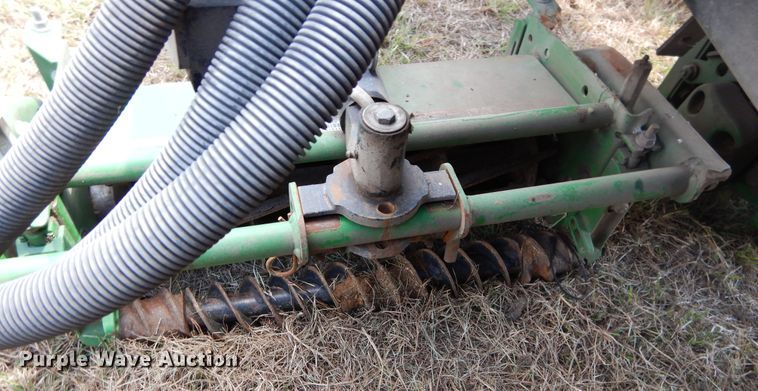 image for item DI1760 John Deere 3225C gang mower