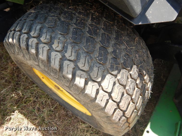 image for item DI1761 John Deere 1600T lawn mower