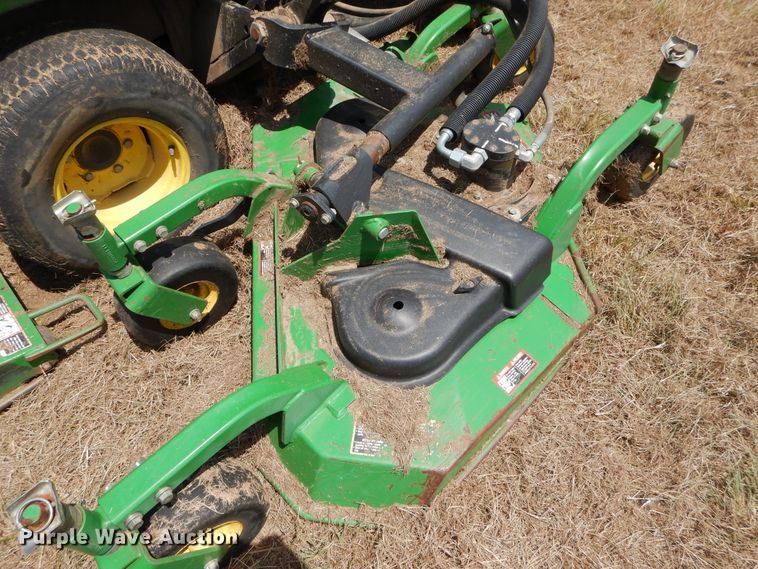 image for item DI1762 John Deere 1600T lawn mower