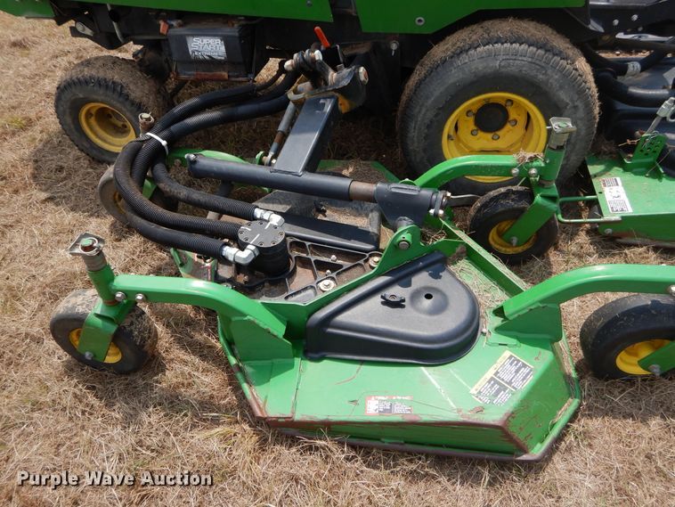 image for item DI1762 John Deere 1600T lawn mower