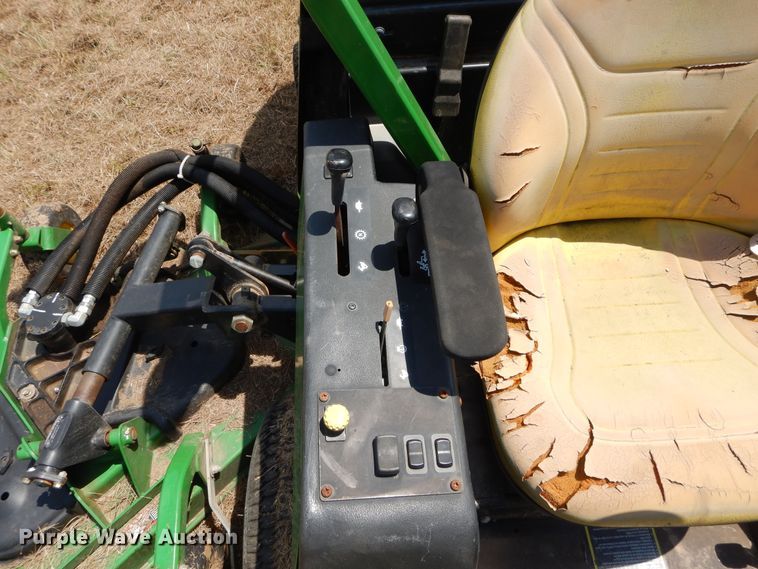 image for item DI1762 John Deere 1600T lawn mower