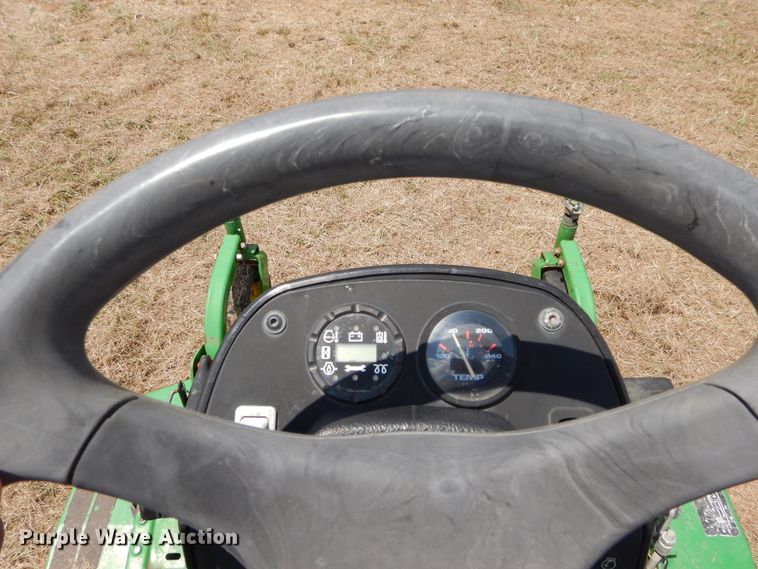 image for item DI1762 John Deere 1600T lawn mower