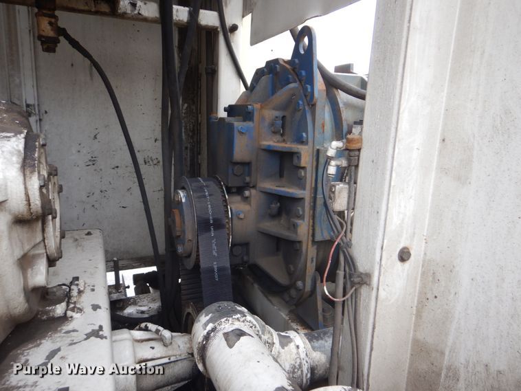 image for item DI2258 1994 Ford L8000 vacuum truck