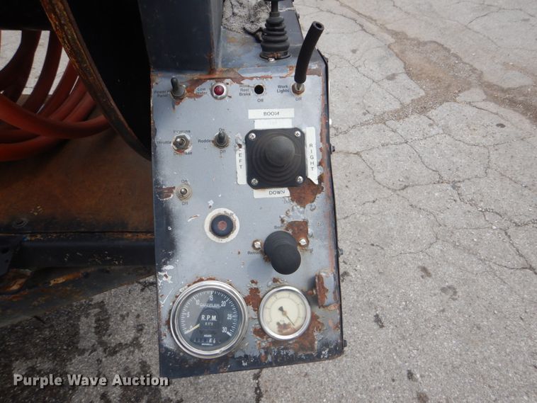 image for item DI2258 1994 Ford L8000 vacuum truck