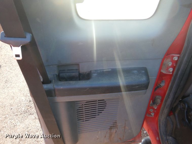 image for item DI2260 2011 Ford F350 Super Duty SuperCab flatbed pickup truck