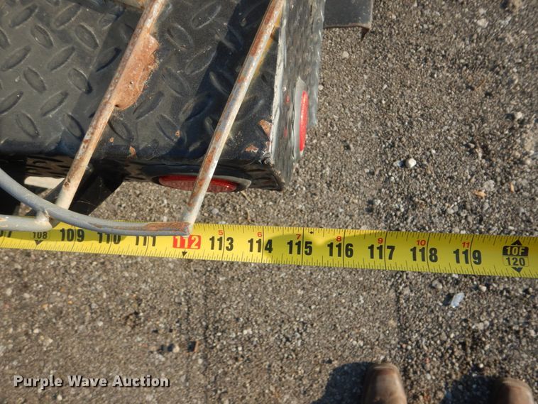 image for item DI2260 2011 Ford F350 Super Duty SuperCab flatbed pickup truck