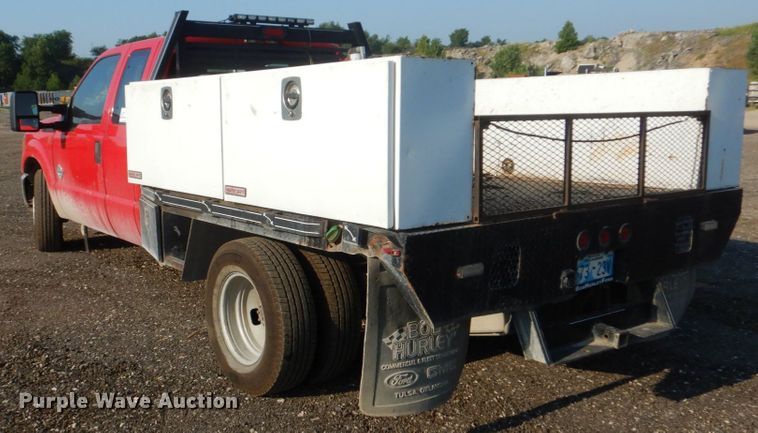 image for item DI2261 2011 Ford F350 Super Duty SuperCab flatbed pickup truck