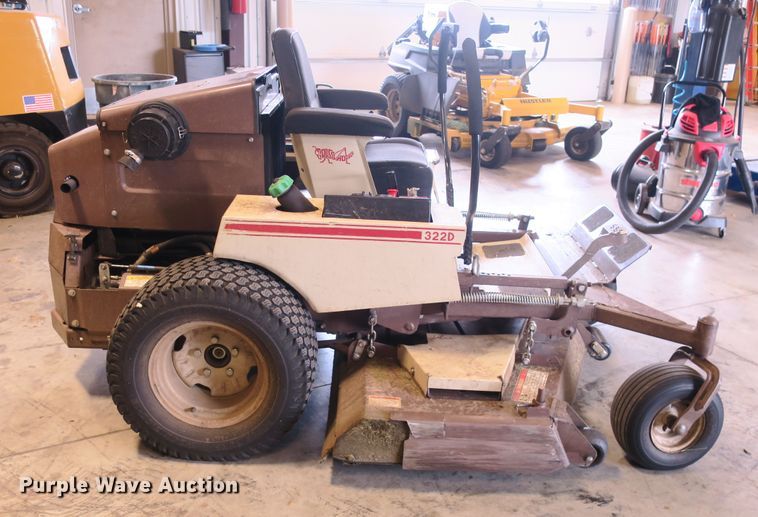 image for item EA9368 Grasshopper 322D ZTR lawn mower