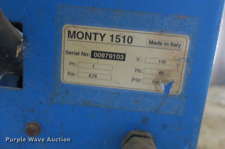 image for item EA9371 Monty 1510 tire changer