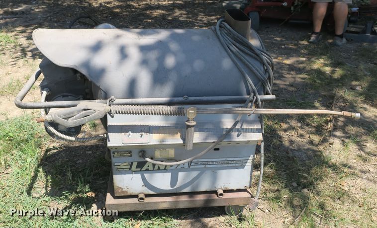 image for item EA9372 Landa HOT2-11021D hot pressure washer