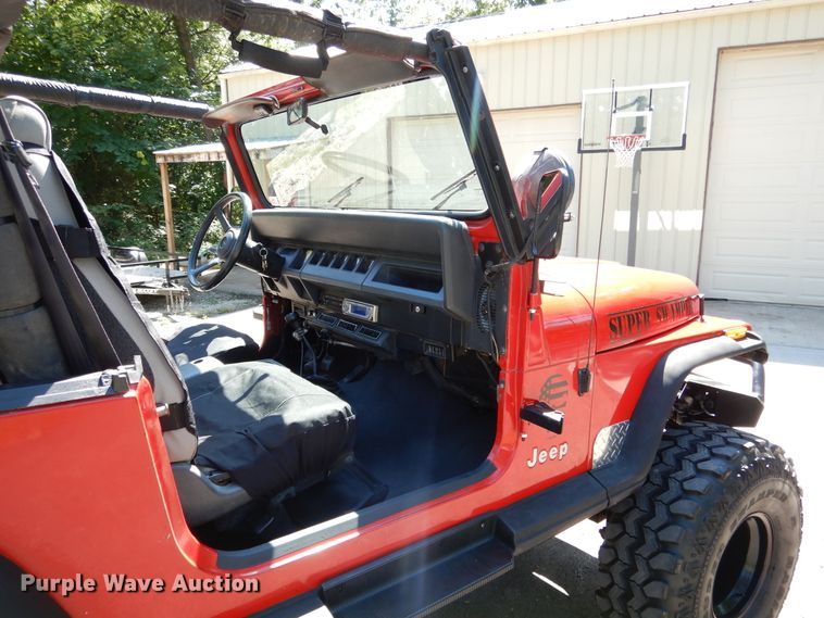 image for item EK9044 1994 Jeep Wrangler