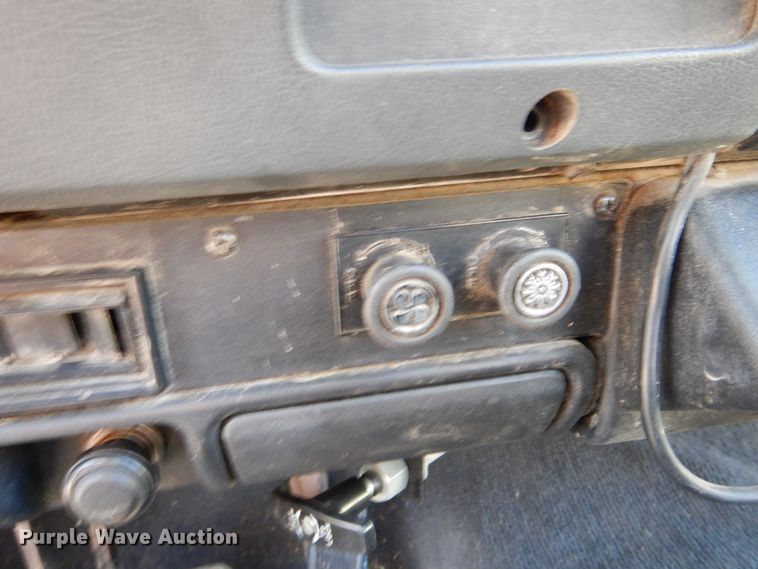 image for item EK9044 1994 Jeep Wrangler