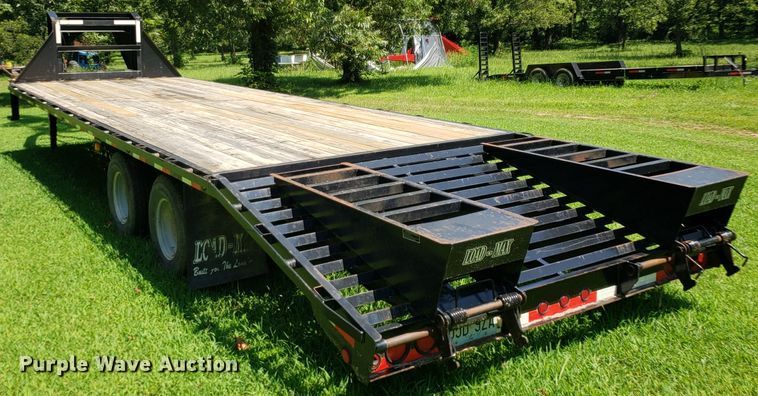 image for item ET9807 2008 Load Max equipment trailer