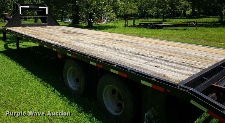 image for item ET9807 2008 Load Max equipment trailer