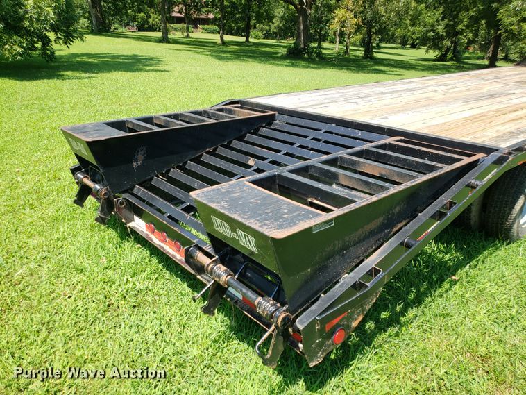 image for item ET9807 2008 Load Max equipment trailer