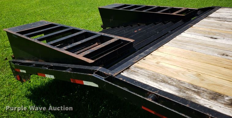 image for item ET9807 2008 Load Max equipment trailer