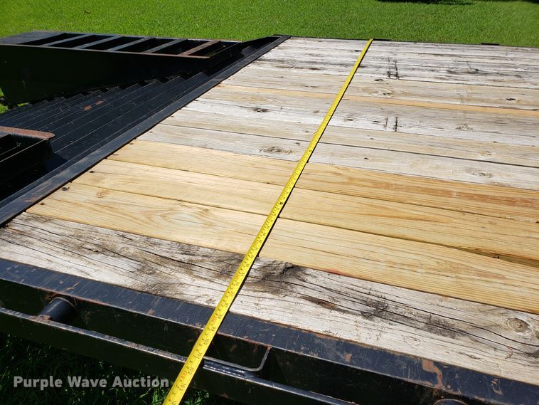 image for item ET9807 2008 Load Max equipment trailer