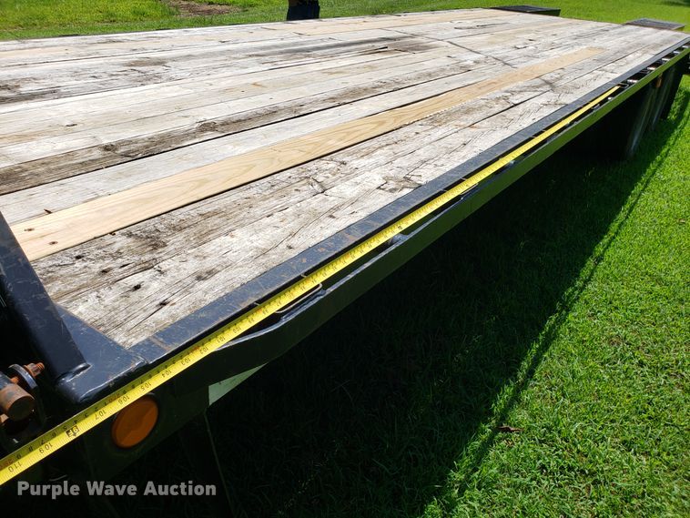 image for item ET9807 2008 Load Max equipment trailer